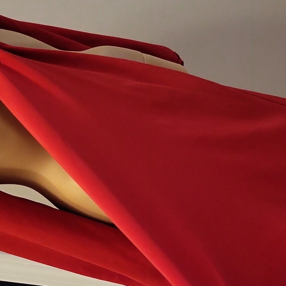 Dress - Picture 5 of 6